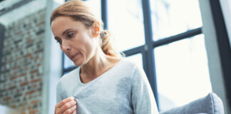 Hot Flashes Without Hormones